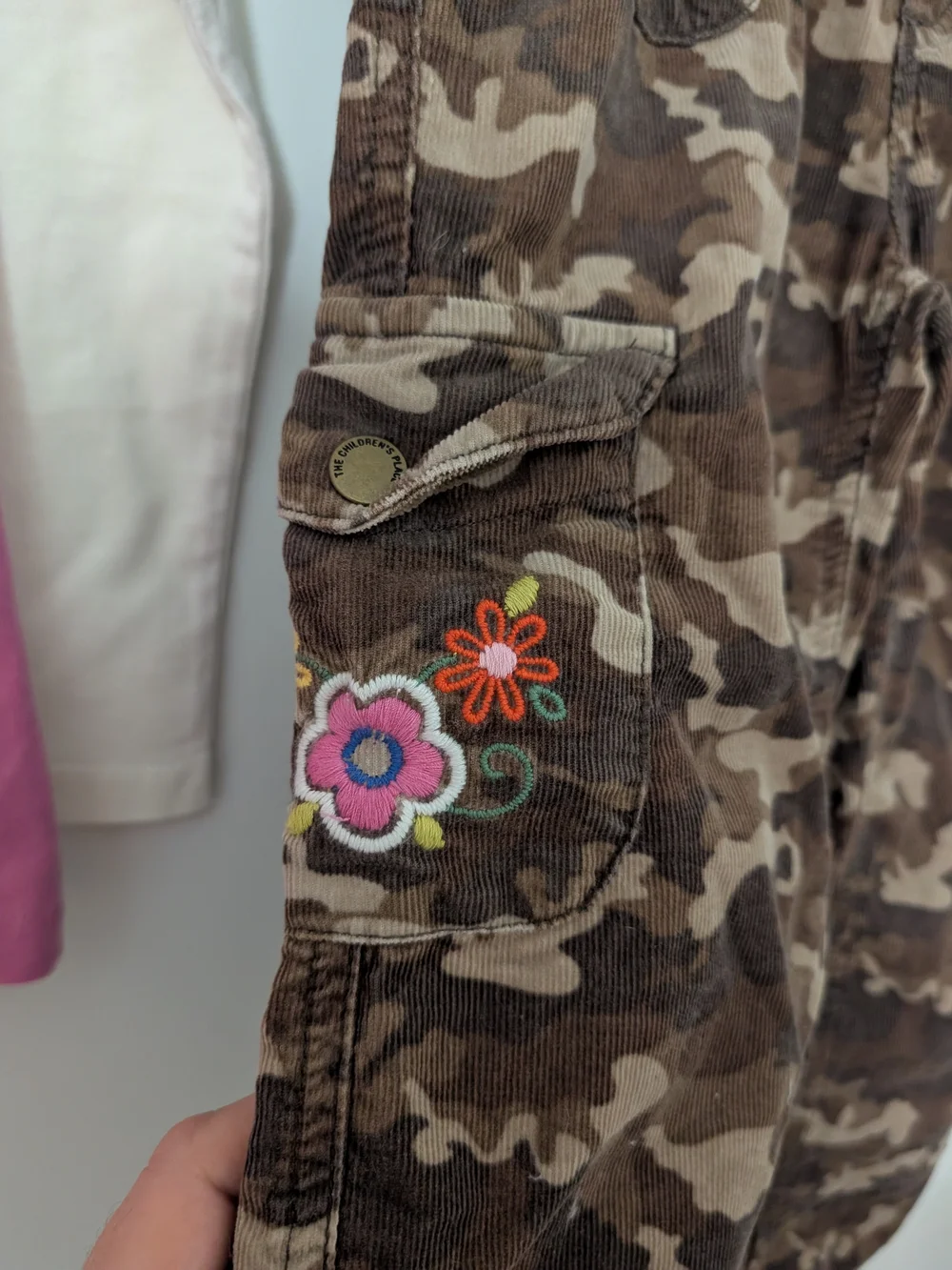 Y2K Children's Place Girls 4T Camo Cargo Pants Team Planet Shirt Outfit